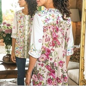 SoftSurroundings Meadow embroidered floral top Size L